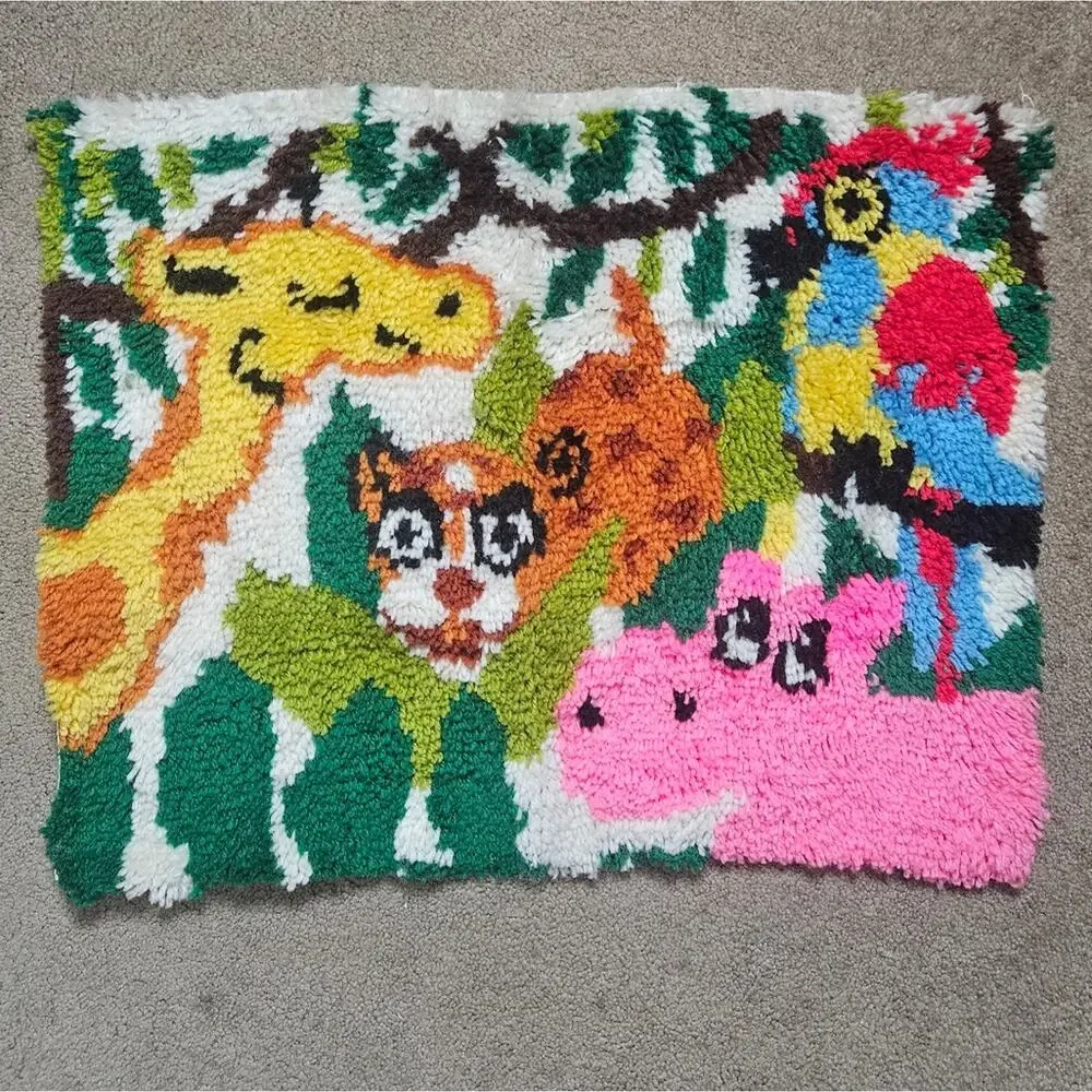 VTG 70s Latch Hook Rug, Jungle Animals: Giraffe, Parrot, Hippo, & Cheetah, 21x26